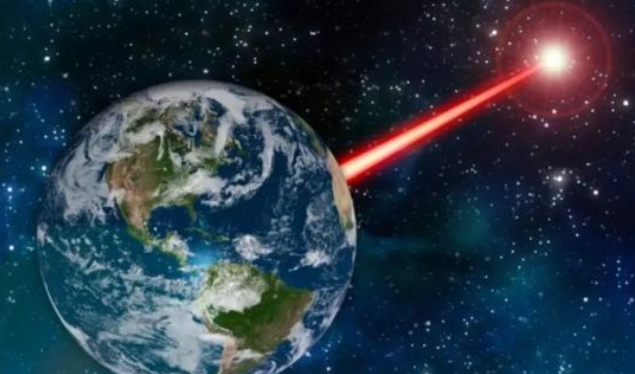 外星人正在研究人类，它们比人更聪明（外星人研究）