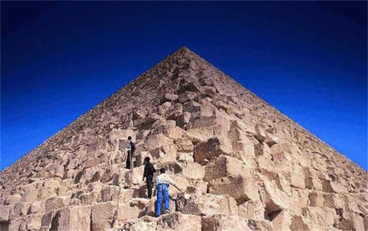 金字塔的建造者其实另有其人？这张4500年前的图纸就是答案
