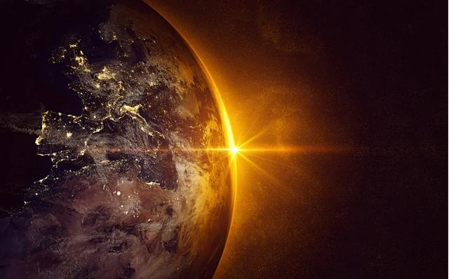 地球绕太阳转一圈有多远？太阳绕银河系转一圈又有多远？