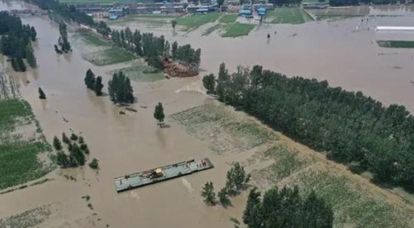 河南的多个地区频繁出现罕见的暴雨，局部降水量惊人，影响巨大