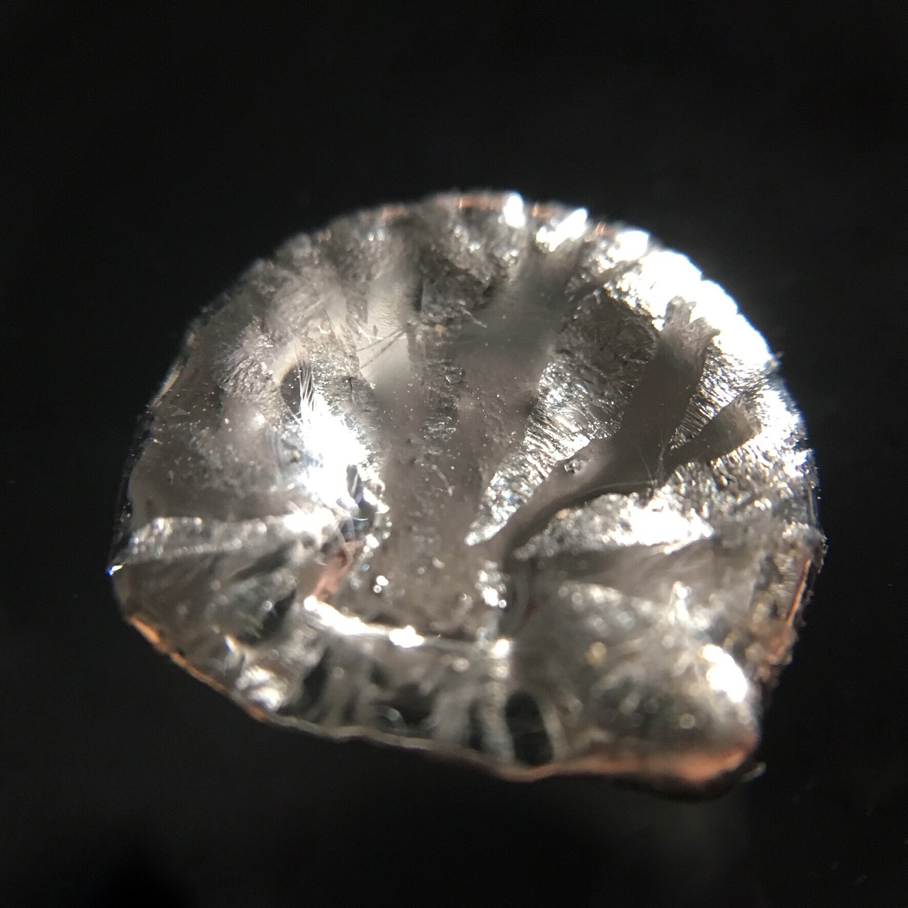 俄罗斯出土的远古芯片化石，难道是外星遗迹（远古化石）