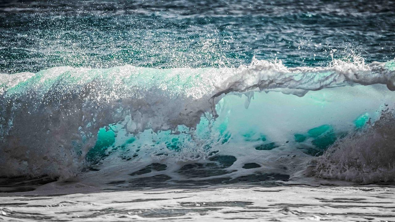 海底冒出几千次大规模气泡，终于有了答案（甲烷排放）