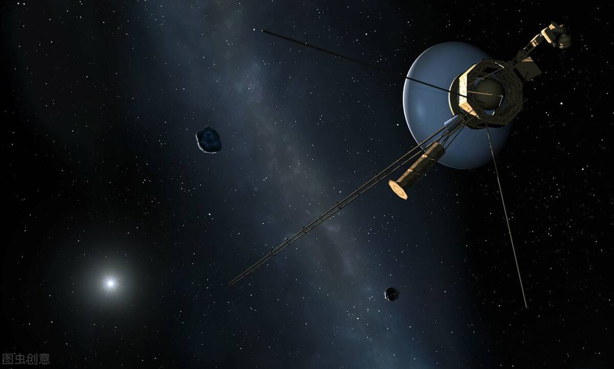 NASA修了两个月，旅行者1号飞船故障依然继续（观测宇宙）