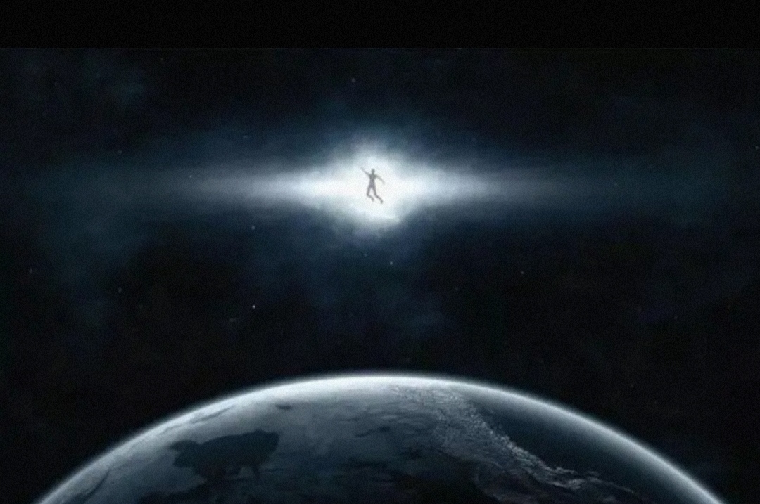 比邻星发来的无线电信号，担心的事还是来了，要回复吗？