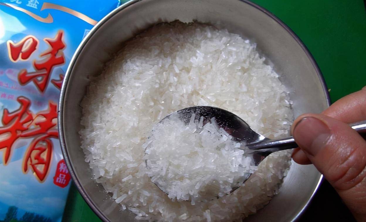 曾经家家必备的调味品，为何逐步被人嫌弃（味精）