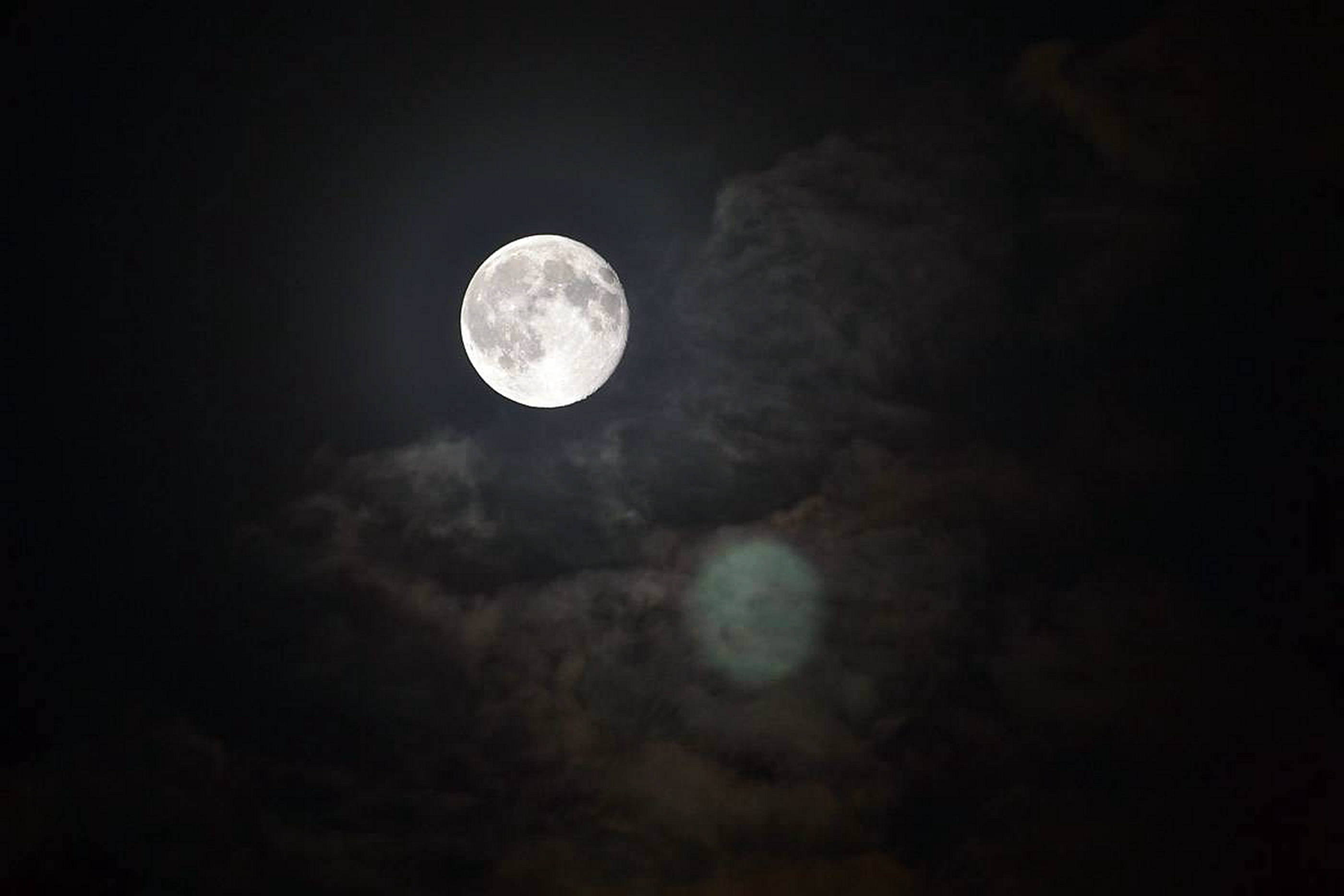 景德镇上空出现两轮太阳，难道是预言灾难（红矮星）