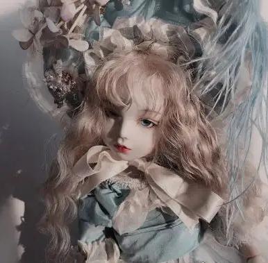 单身高学历教授在家中偷藏女尸，竟梳妆打扮成洋娃娃