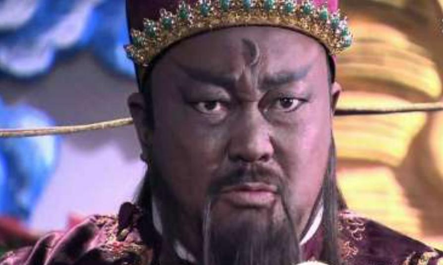 包青天得罪人太多，21个墓地最终被发现，尸体被毁坏的惨不忍睹