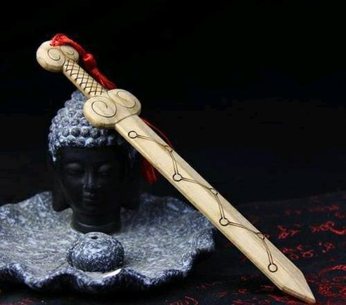 桃木剑为什么有辟邪的作用？与神话传说有关（驱邪传说）