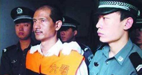持枪悍匪马汉庆 抢劫杀人血案惊天 被判死刑（抢劫杀人的真相）