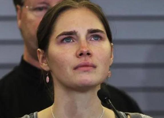 天使杀手阿曼达诺克斯残忍杀人后被无罪释放（杀人被无罪释放）