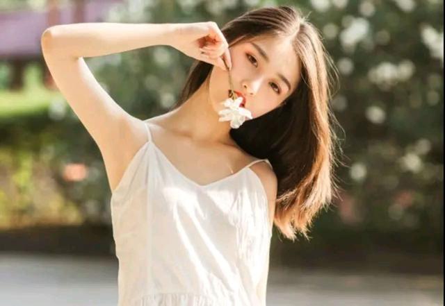 为啥女孩身上总是香香的，真的有体香吗？（香水起作用）