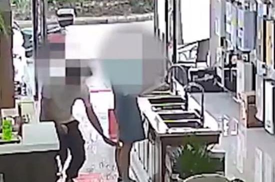680万人观看少女私房照被传到色情网络，怎么回事? （原因震惊）