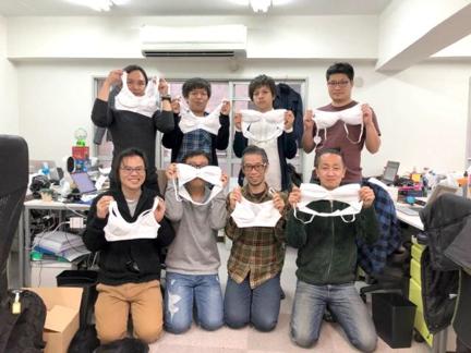男人也有胸罩戴？日本发明男士胸罩，月售15亿日元，还可以缓解疲