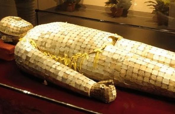 人死后不仅能“唱歌跳舞”，头发指甲还继续生长？有哪些奇怪现象