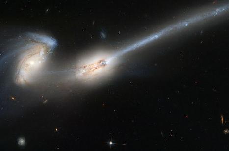 哈勃宇宙望远镜公开“密集的5个银河”，发射32周年纪念(HCG40)