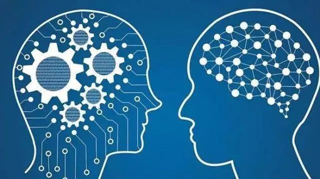 梦是人深层意识的映照，还是另一个维度空间（梦境甚至可以通灵）