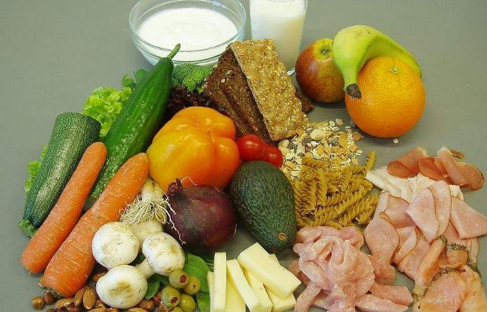 养生小知识有哪些：食物相克不科学（饮食的诱惑）