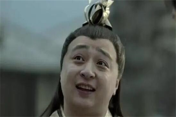 影子的真身为什么是大宝?并不是(两人体型都不同)