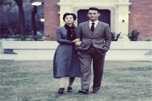 刘敏涛和王凯什么关系?同事关系(合作的剧较多)