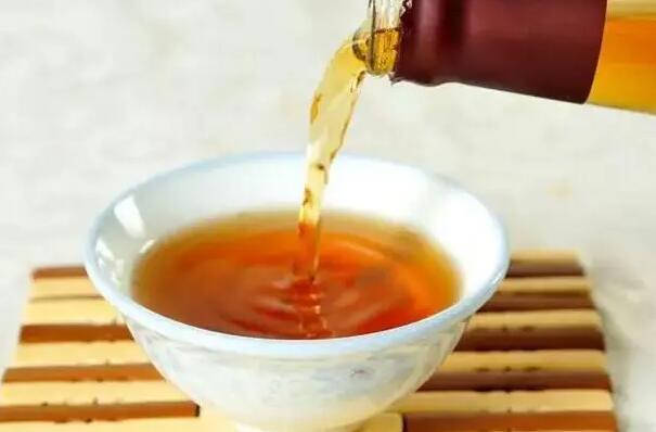 端午节为什么要喝雄黄酒的原因？避毒虫保平安（饮用有害须慎用）