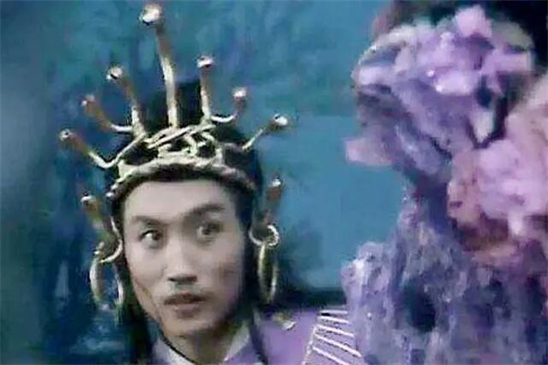 九头虫：本是一只九头鸟(唯一逃走的妖怪)