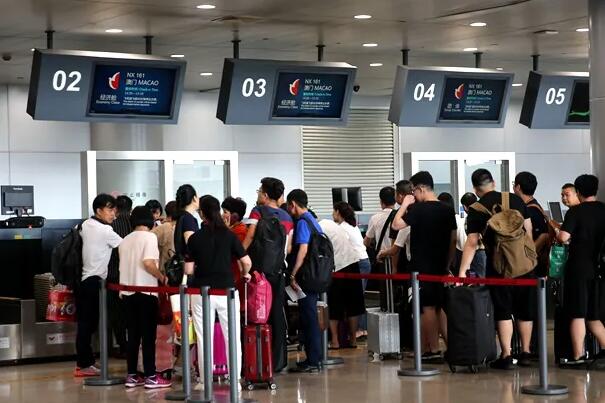 2022身份证过期可以坐飞机和高铁吗？不可以（补办小妙招 ）