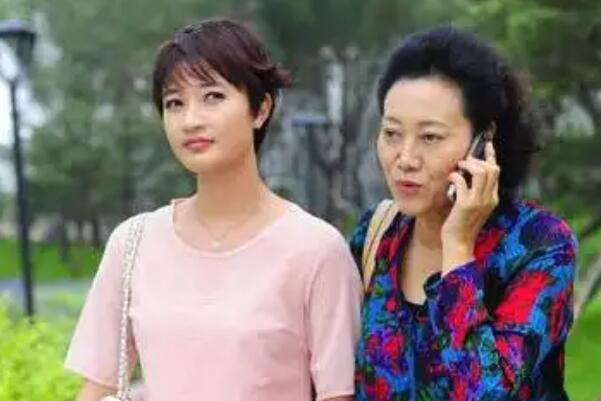 田园女是指什么意思?勤劳但思想迂腐的女性(只会对男性索取)