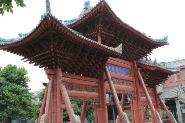 西安大清真寺在哪里?坐落于化觉巷内(1300年前就已建成)
