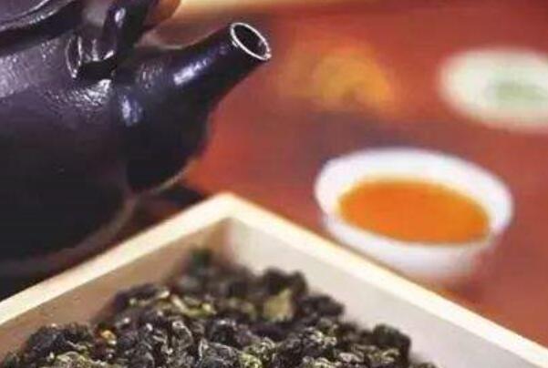 乌龙茶和什么相克 乌龙茶为什么不能和这么一起吃