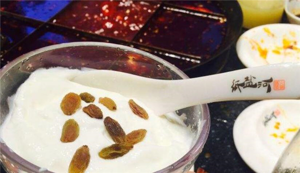 火锅能和酸奶一起吃吗 一起吃可以保护胃肠粘膜