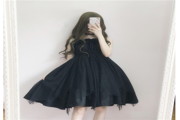 轻lo和lolita的区别 轻lo是比较日常的服装