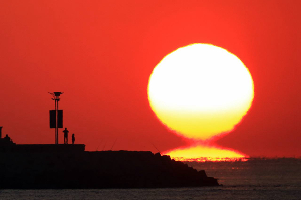 人类为什么不登太阳?按照现有科技基本不可能登陆太阳
