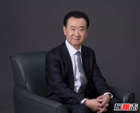 2017福布斯华人富豪榜，王健林成为中国首富(马云排第三)