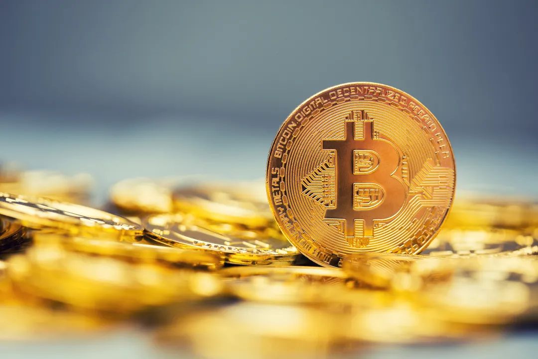 探寻比特币真谛：价值与价格的双重考量