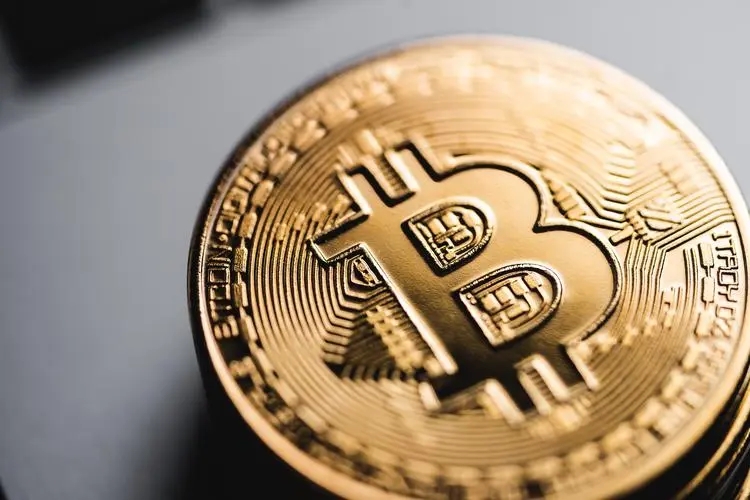 比特币交易流程中的市场情绪分析与交易决策